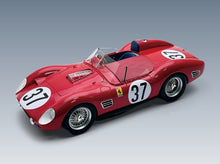 Ferrari Dino 196S Spider No. 37 William Helburn Skip Hudson John Fulp 12h Sebring 1961 Tecnomodel 1:18 scale model - front three-quarter view