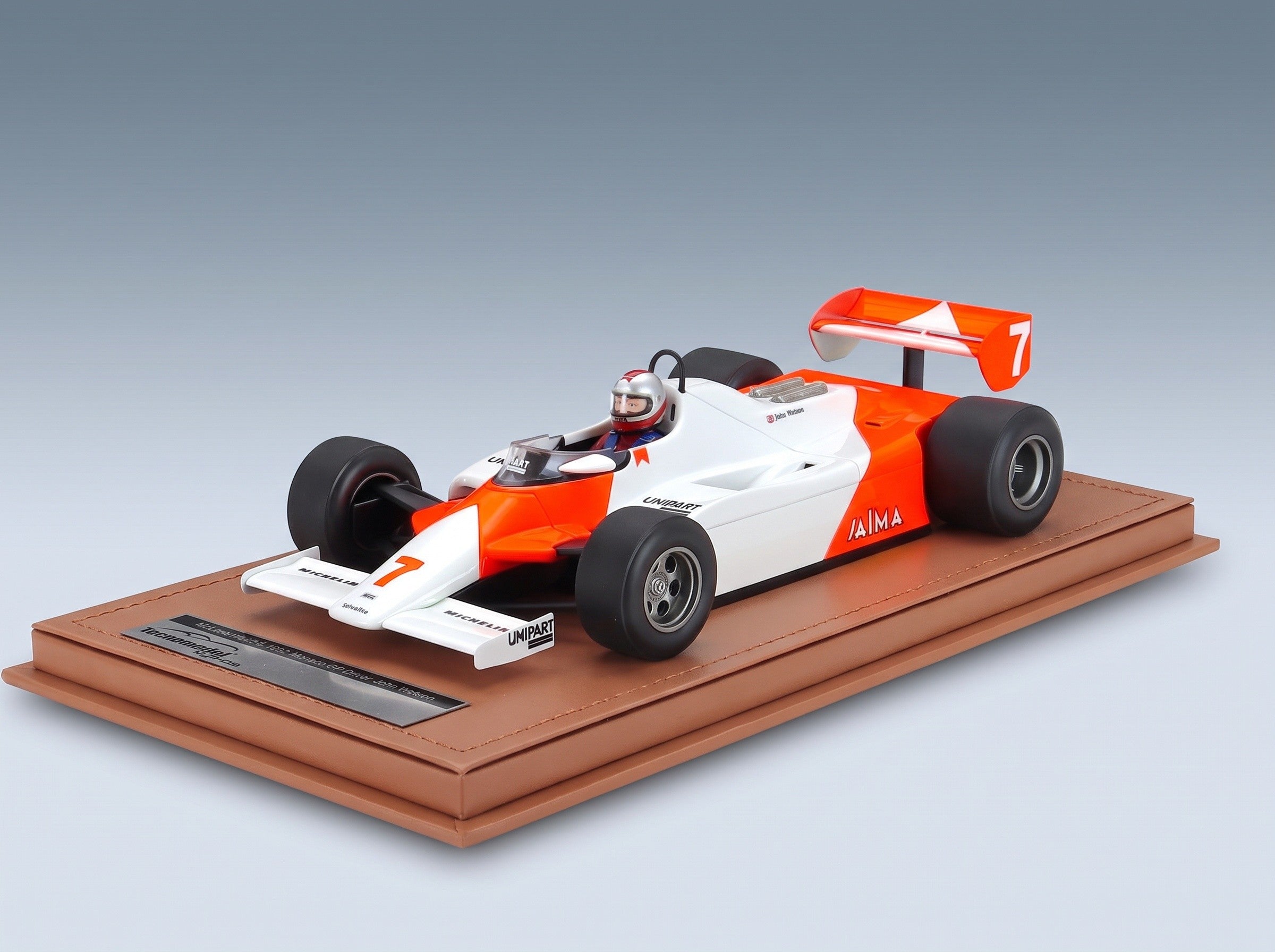 McLaren F1 MP4/1B Ford Cosworth No. 7 John Watson Monaco GP 1982 with Driver Tecnomodel 1:18 scale model - side view on display base