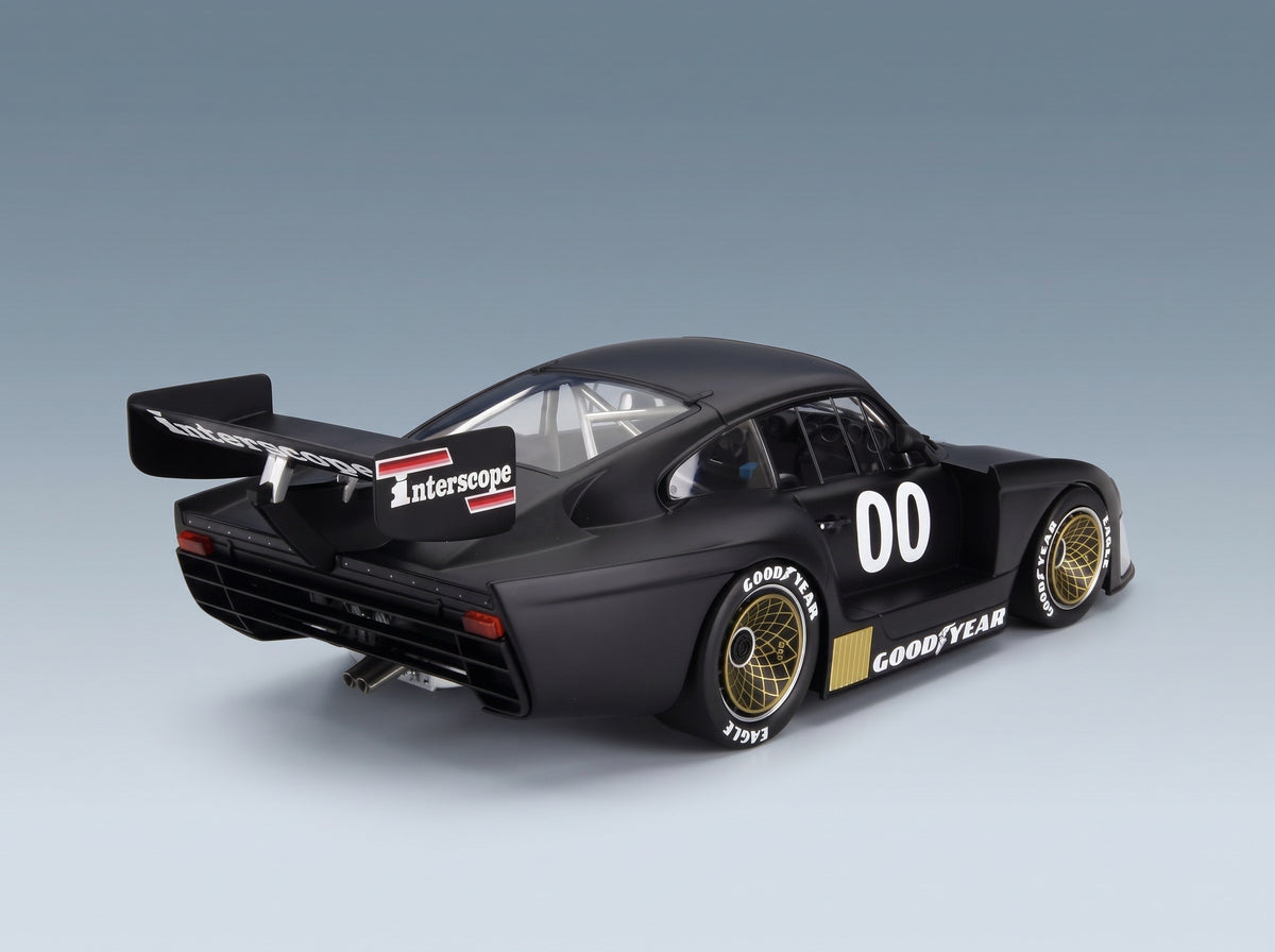 Porsche 935 K4 Turbo Interscope Racing No. 00 D. Ongais IMSA 1981 Werk83 1:18 scale model - rear three-quarter view