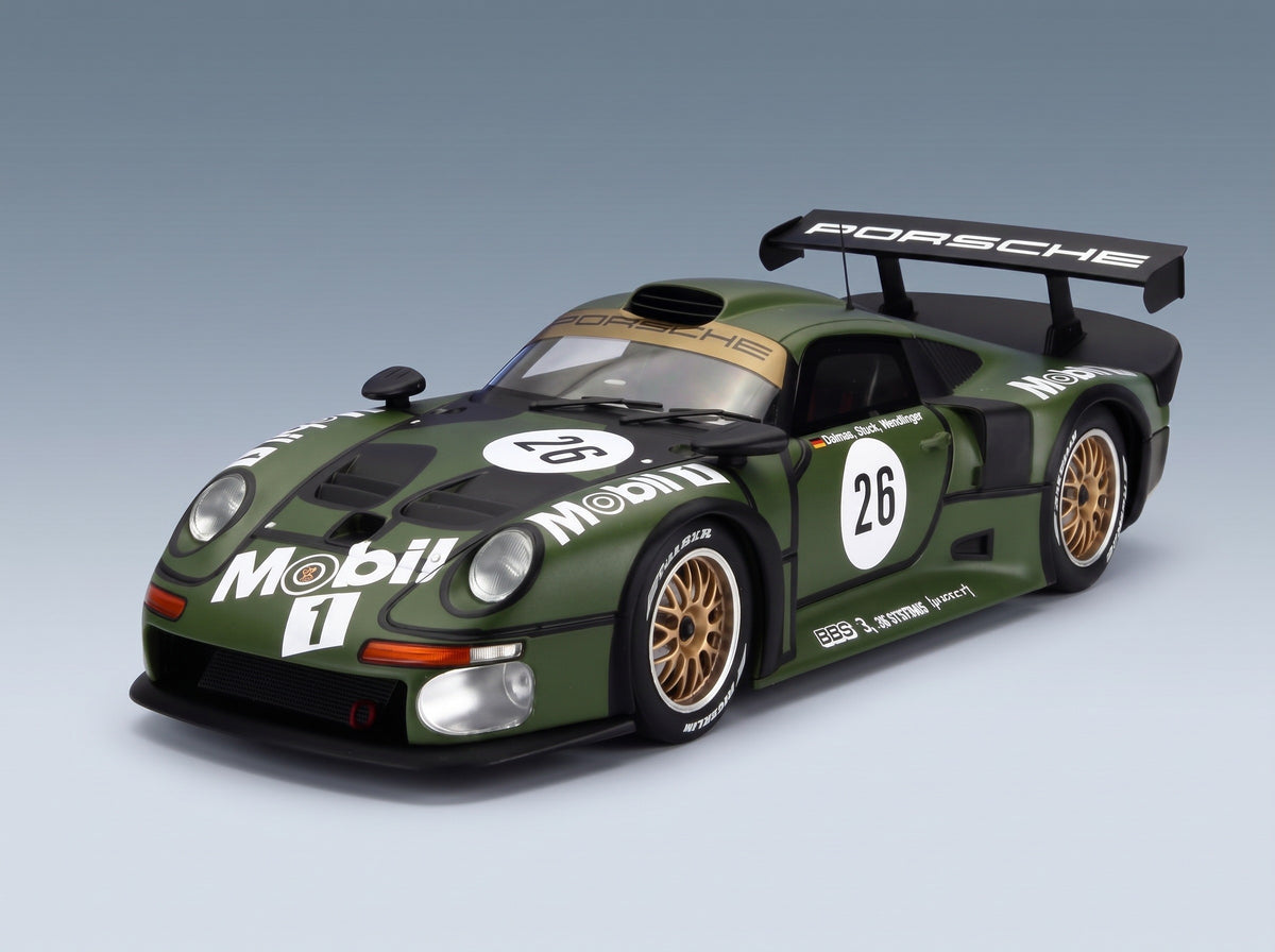 Porsche 911 GT1 3.2L Turbo Team Porsche AG Mobil1 No. 26 Dalmas Stuck Wendlinger Pre-Qualifying 24h Le Mans 1996 Werk83 1:18 scale model - front three-quarter view