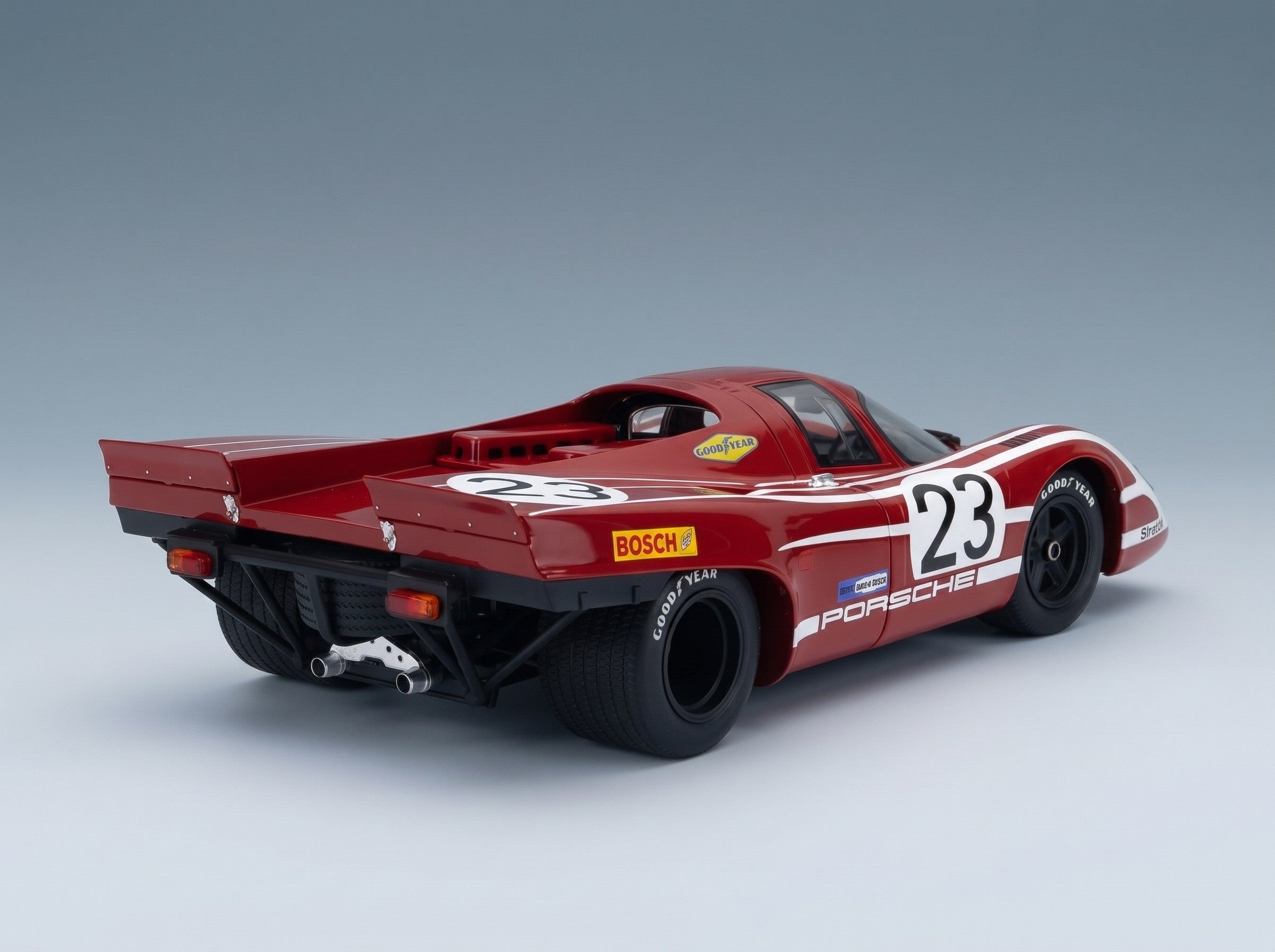 Porsche 917K 4.9L Team Salzburg No. 23 Hans Herrmann Richard Attwood Winner 24h Le Mans 1970 Werk83 1:18 scale model - rear three-quarter view