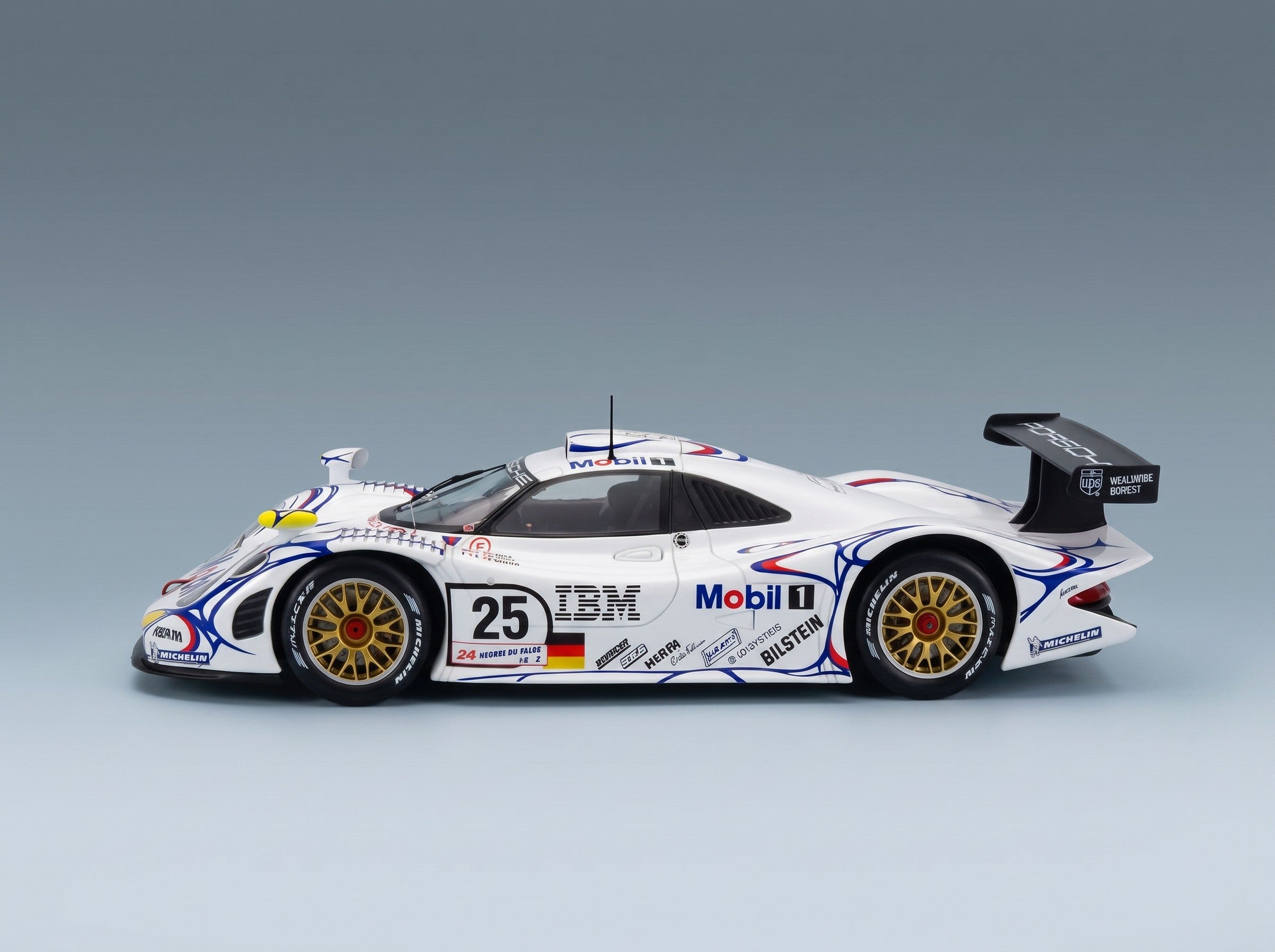 Porsche 911 GT1-98 3.2L Turbo Porsche AG Mobil-1 No. 25 2nd 24h Le Mans 1998 Uwe Alzen Jorg Muller Bob Wollek Werk83 1:18 scale model - side view