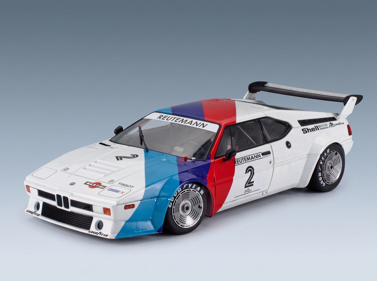 BMW M1 Team BMW Motorsport No. 2 Carlos Reutemann ProCar Series 1979 Werk83 1:18 scale model - front three-quarter view