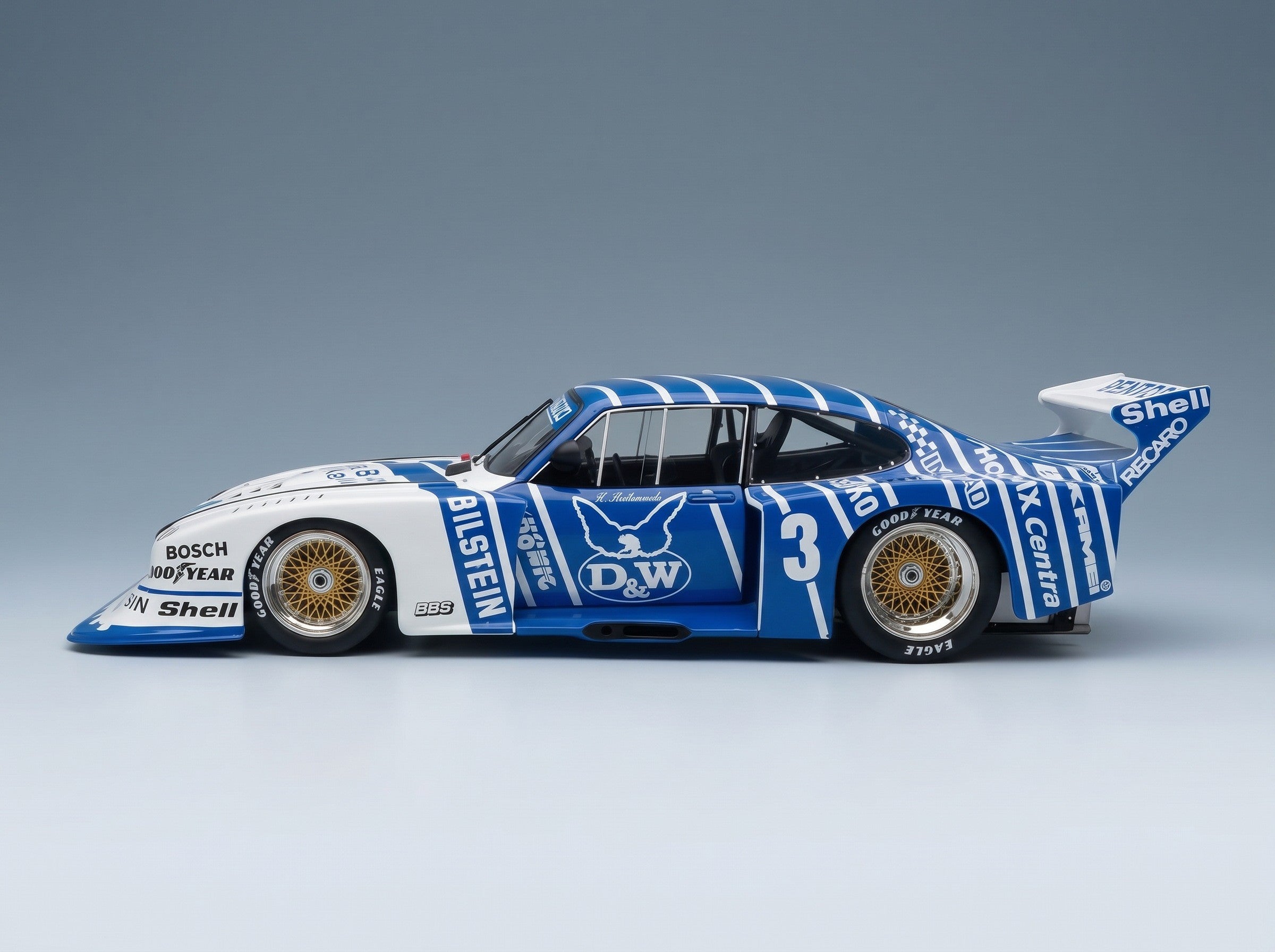 Ford Capri Turbo Gr.5 Zakspeed No. 3 Klaus Niedzwiedz DRM 1982 Werk83 1:18 scale model - side view