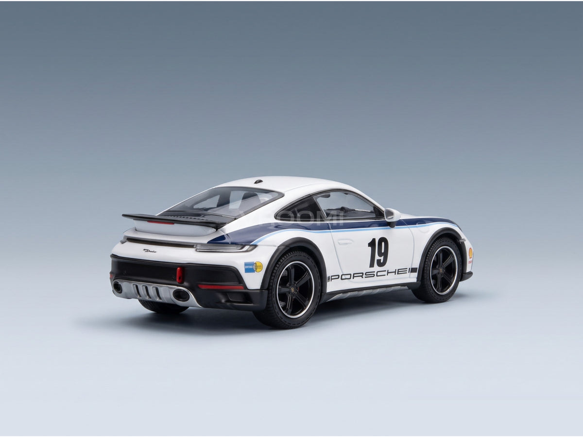 Porsche 911 992 No. 19 Rally Dakar Design Package 2024 Spark Model 1:43 scale model - rear three-quarter view