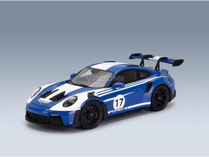 Porsche 911 992 GT3 RS No. 17 Racing Coupé 2023 Spark Model 1:43 scale model - front three-quarter view