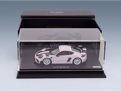 Porsche 718 Cayman GT4 RS (982) Sonderwunsch 2024 Moon Stone Spark Model 1:43 - original packaging
