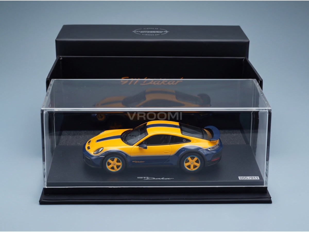 Porsche 911 Dakar (992) Sonderwunsch 2024 Signal Yellow Gentian Blue Metallic Spark Model 1:43 - original packaging