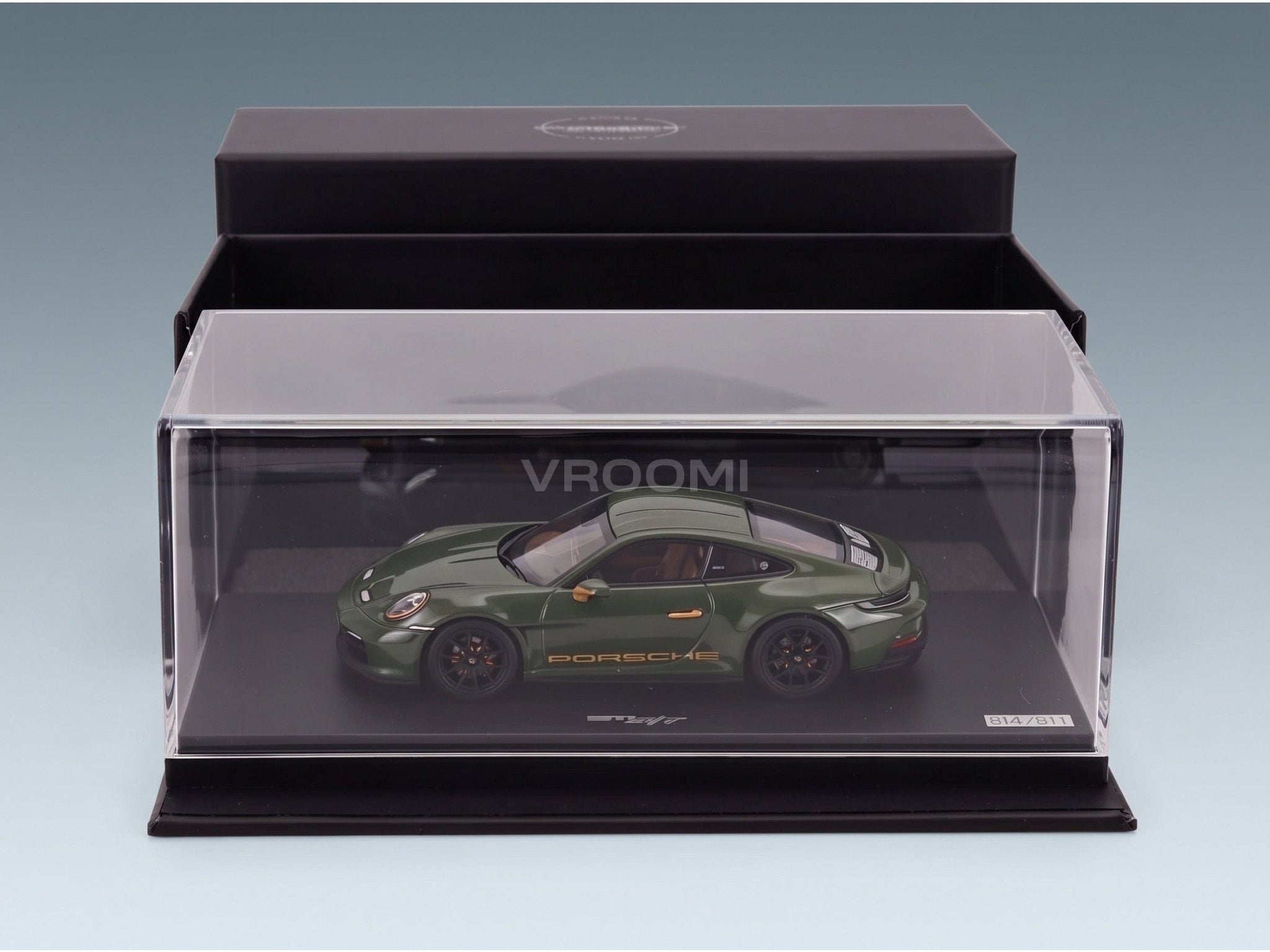 Porsche 911 S/T (992) Sonderwunsch 2024 NATO Olive Spark Model 1:43 scale model - original packaging