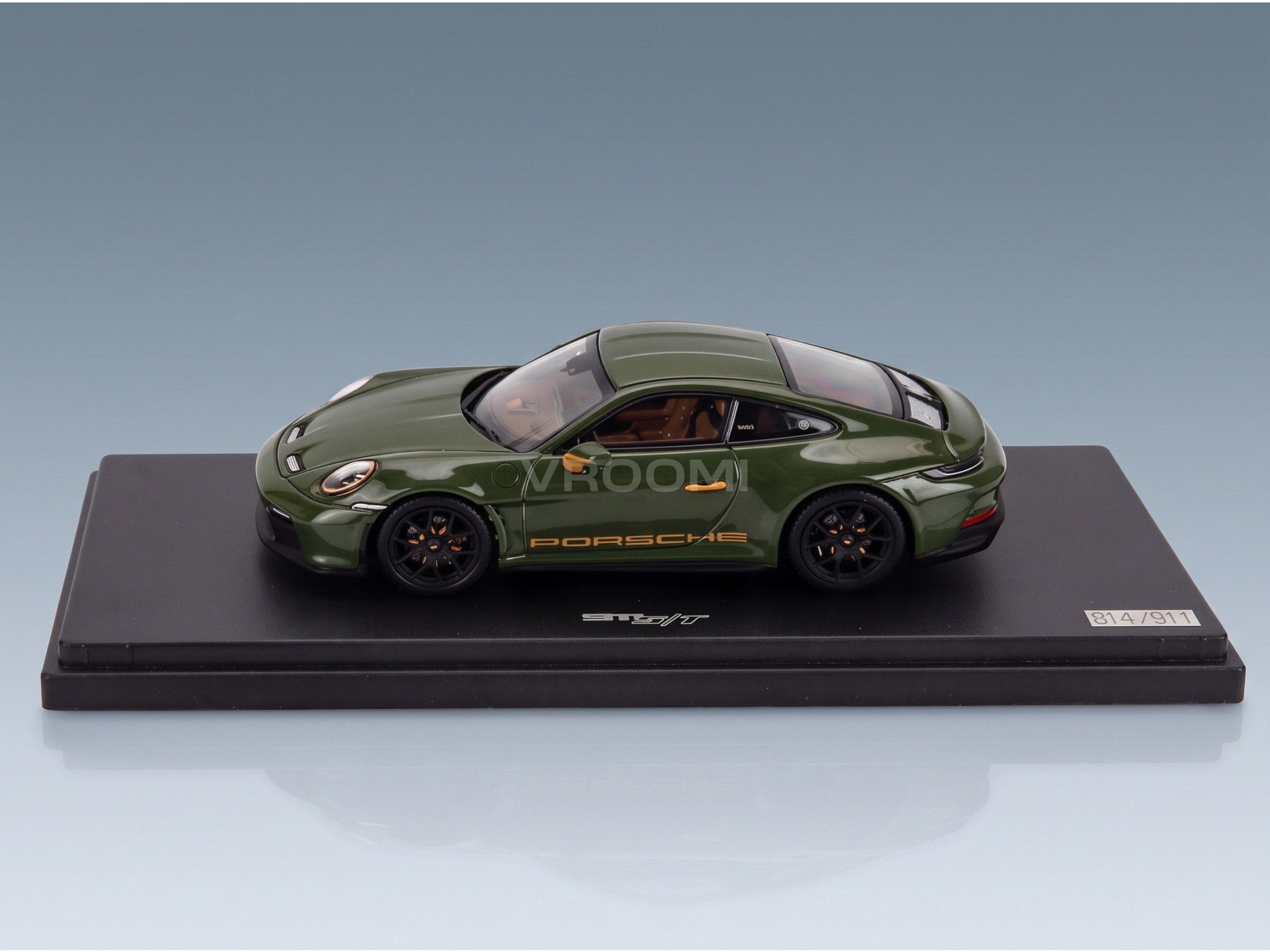 Porsche 911 S/T (992) Sonderwunsch 2024 NATO Olive Spark Model 1:43 scale model - side view