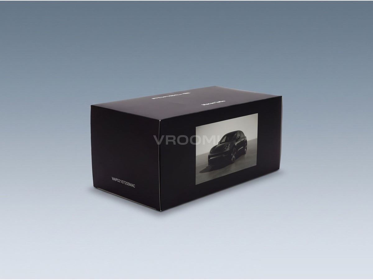 Porsche Macan Turbo (H2) 2024 Volcano Grey Metallic Spark Model 1:18 - box