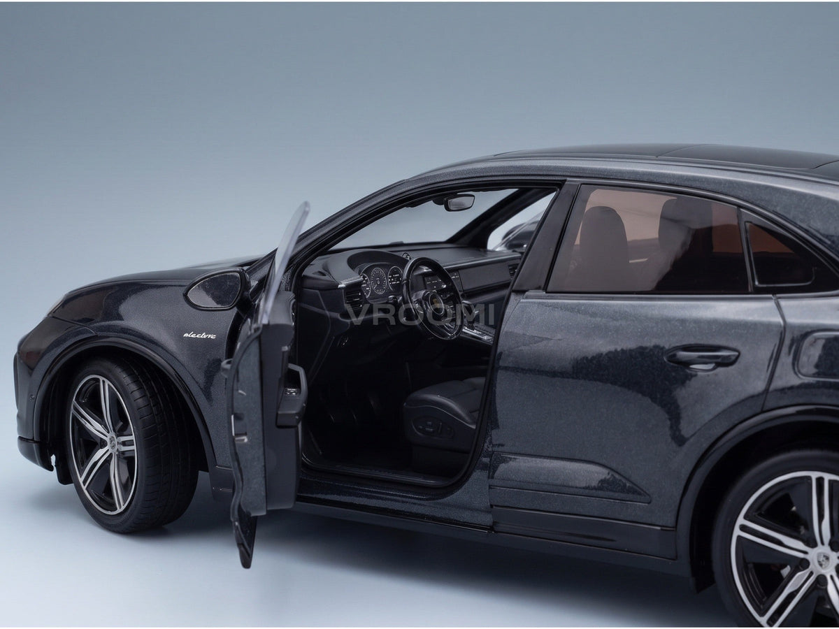 Porsche Macan Turbo (H2) 2024 Volcano Grey Metallic Spark Model 1:18 - interior