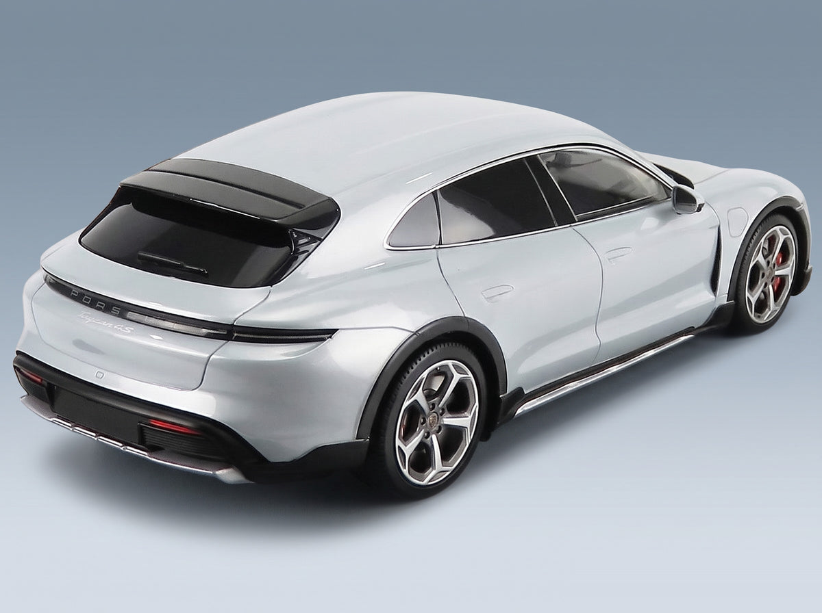 Porsche Taycan 4S Cross Turismo 2021 Ice Grey with Showcase Minichamps 1:18 scale model - rear three-quarter view