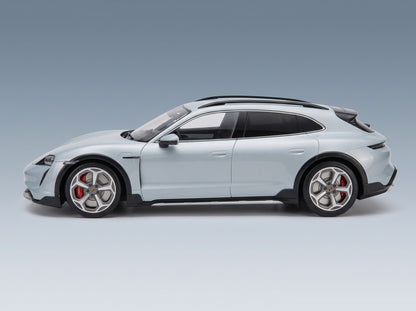 Porsche Taycan 4S Cross Turismo 2021 Ice Grey with Showcase Minichamps 1:18 scale model - side view
