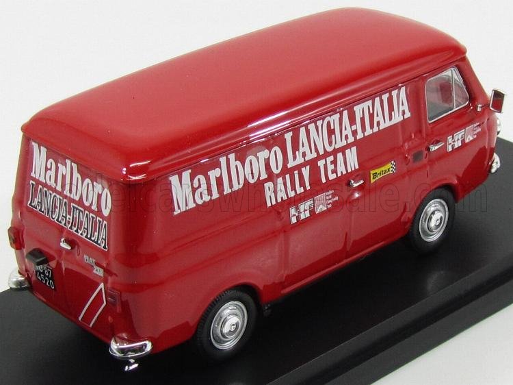 Furgoneta roja del equipo Marlboro Lancia Italia Rally con calcomanías detalladas, ahora disponible en Vroomi.