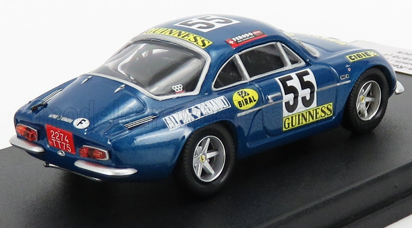 Modelo clásico de coche de carreras azul con el número 55 y los logotipos de Guinness, expuesto en vitrina, disponible en Vroomi.