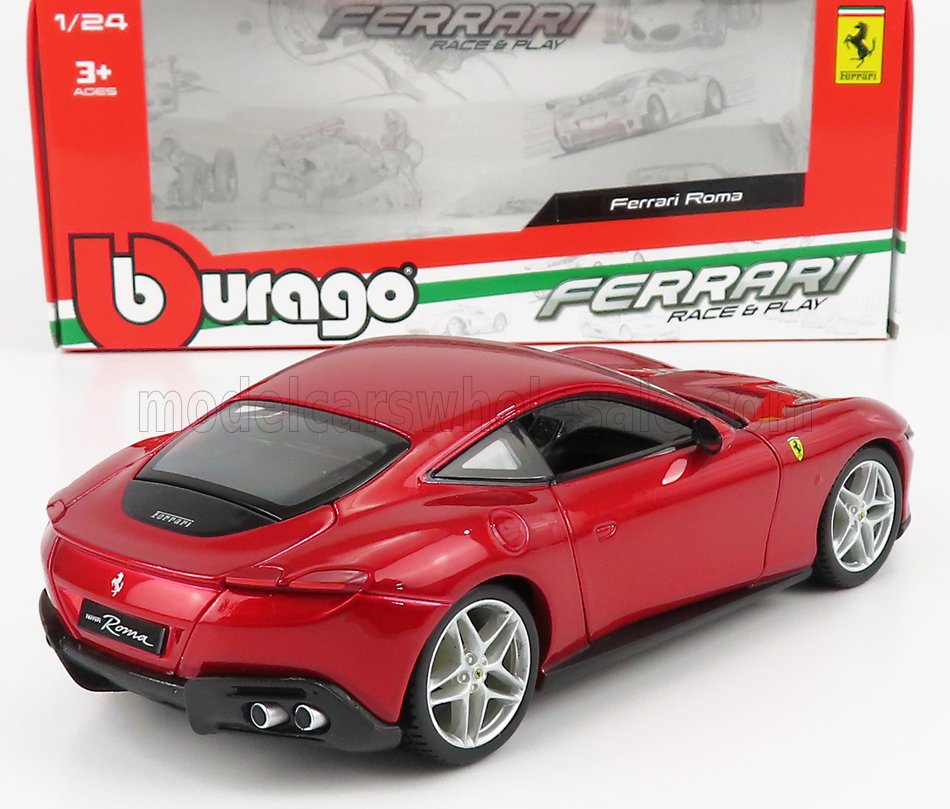Coche Ferrari Roma rojo a escala 1:24 de Burago con embalaje, disponible en la plataforma Vroomi.