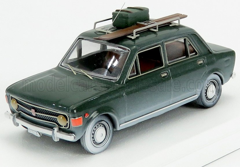 Coche vintage verde con portaequipajes y maletas, vehículo clásico en miniatura con gran detalle disponible en Vroomi.