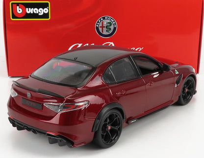 Maqueta de coche Bburago Alfa Romeo Giulia GTA en rojo metalizado con techo negro, disponible en Vroomi.