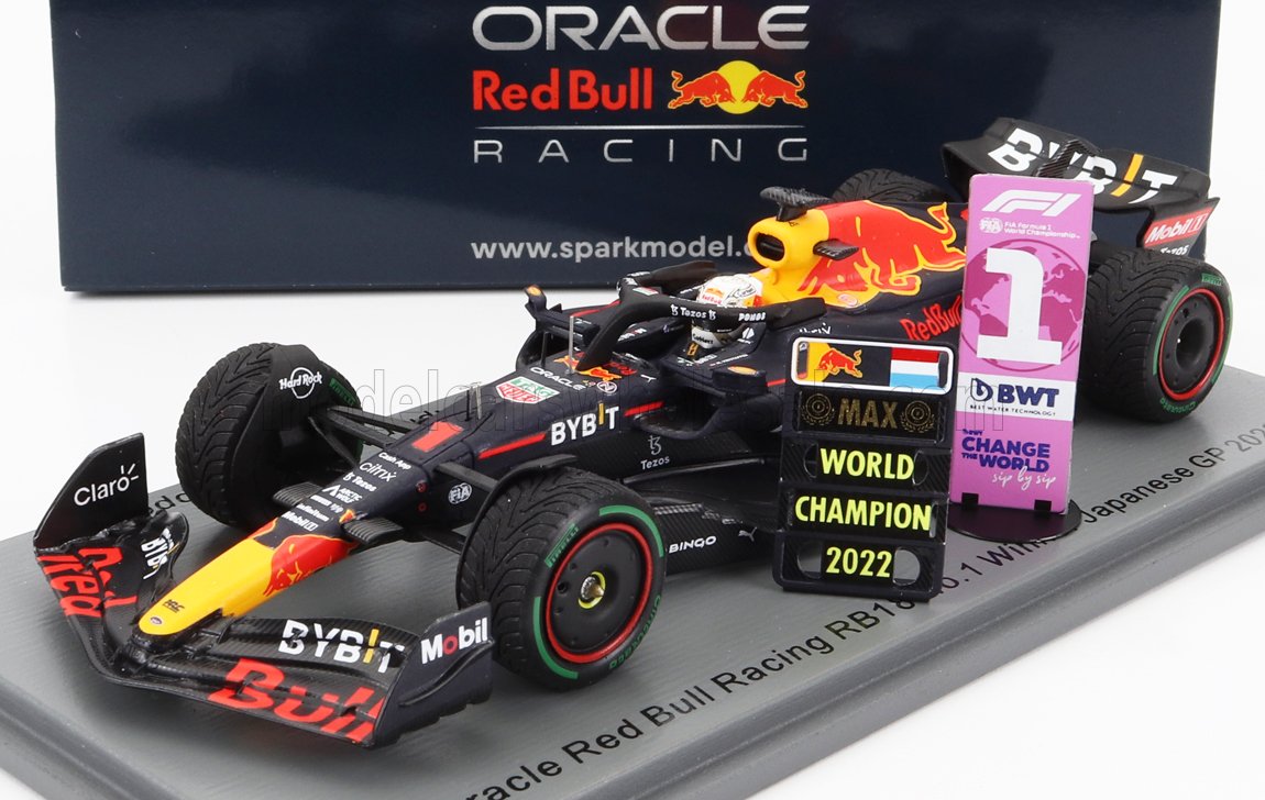 Coche modelo Oracle Red Bull RB18 con Max Verstappen, campeón del mundo 2022, disponible en Vroomi.