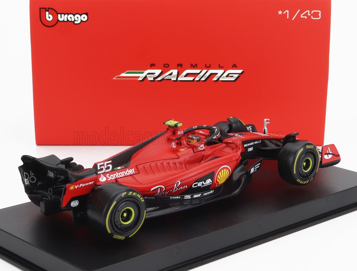 Coche de carreras Ferrari de Fórmula 1 a escala 1/43 en color rojo con logotipos de patrocinadores, presentado en un expositor, disponible a través de Vroomi.