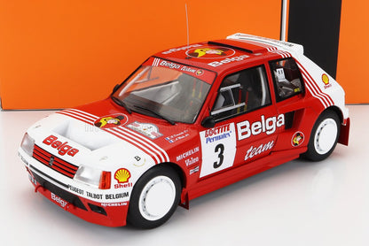 Modelo de coche de rally Peugeot Talbot Belgium rojo y blanco con la marca del equipo Belga, disponible en Vroomi.