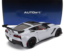 CHEVROLET - CORVETTE C7 ZR1 2017 - GRIS MET
