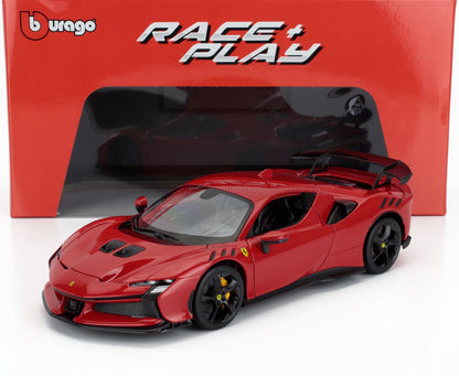 Coche de juguete Ferrari Race & Play de Bburago rojo con ruedas negras, expuesto delante de una caja roja con la marca, disponible en Vroomi.