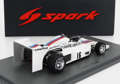 Coche de carreras de Fórmula 1 blanco con el número 16, neumáticos Goodyear, el nombre de Jackie Oliver y la marca Spark, disponible en Vroomi.