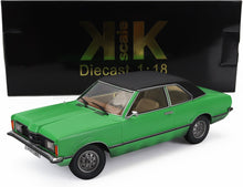 Modelo clásico de coche de juguete verde con techo negro, escala 1:18 de KK Scale, disponible en Vroomi.