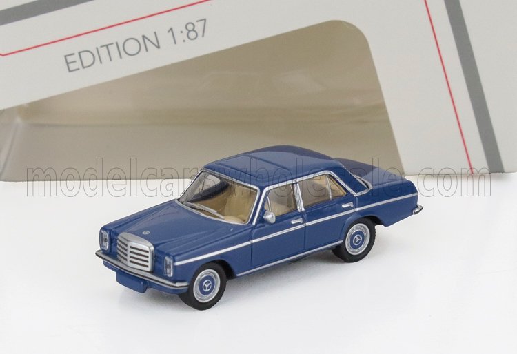 MERCEDES BENZ - 200D (W114) SEDÁN 1968 - AZUL - Vroomi