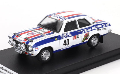 Modelo de coche de rally Opel Ascona blanco con los colores del equipo Teboil Racing Team y adhesivos de competición, disponible en Vroomi.