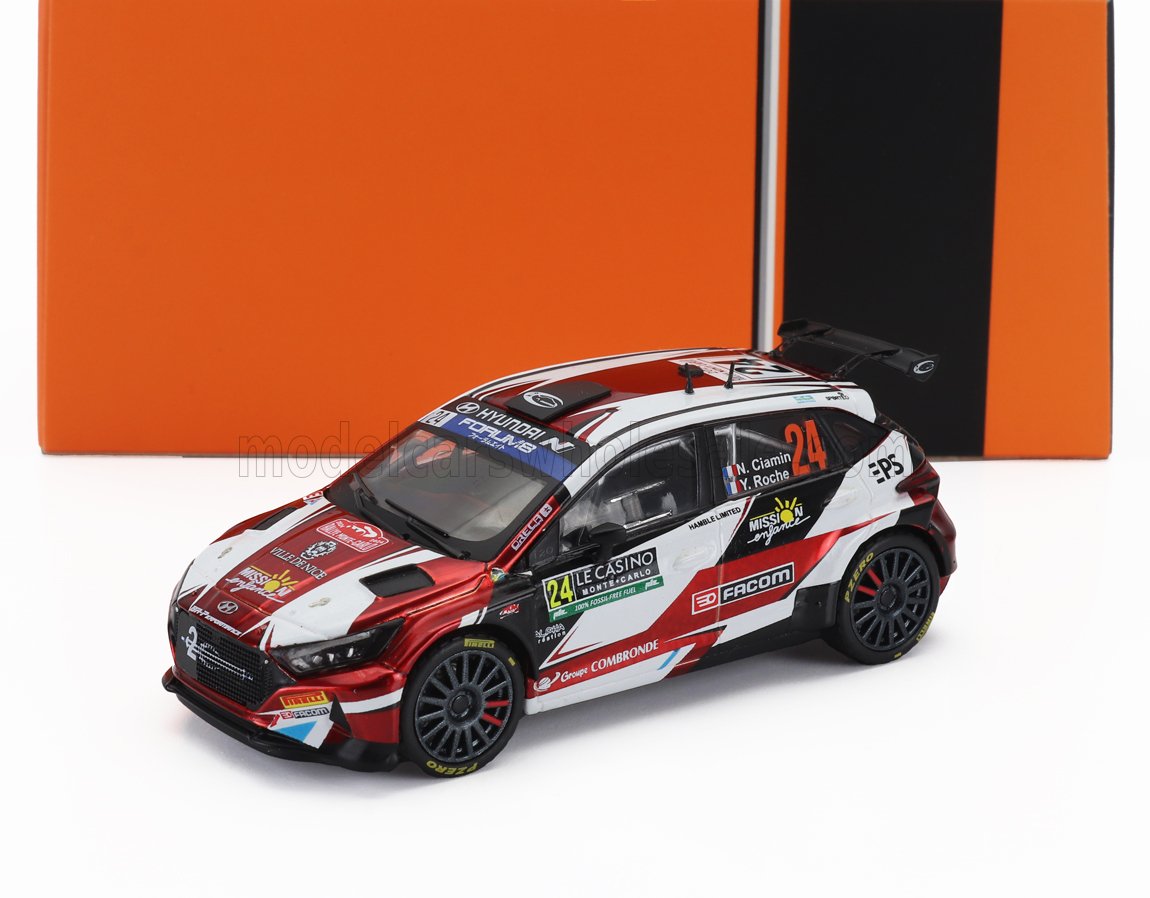 Maqueta de coche Hyundai a escala 1:18 con adhesivos de competición, coleccionable y disponible en Vroomi.