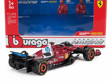 Coche de carreras Ferrari SF-25 de Fórmula 1 a escala 1/43 de Bburago, disponible en Vroomi.
