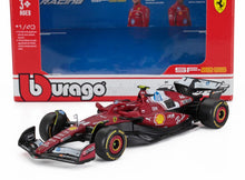 Coche a escala 1/43 Bburago Ferrari SF-25 Fórmula 1 con logotipos detallados de los patrocinadores, a sale Vroomi.