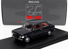 Coche vintage Fiat 128 negro con interior rojo de Rio, fabricado en Italia, a la venta en Vroomi.