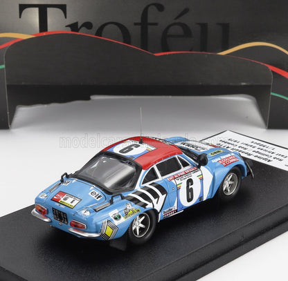 Modelo de coche de carreras Alpine azul con el número 6 y pegatinas de patrocinadores, disponible en Vroomi.