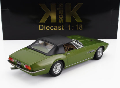 Modelo de coche Maserati Ghibli verde a escala 1:18 con techo negro, disponible en Vroomi.