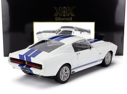 Coche modelo GT 500 blanco con rayas azules de carreras, detallado y fabricado en metal fundido, disponible en la plataforma Vroomi.