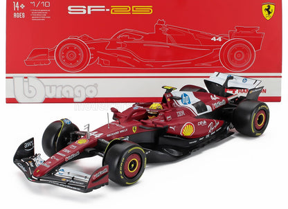 Coche a escala 1/18 Ferrari SF-23 fabricado en metal con adhesivos de la marca, disponible en Vroomi.
