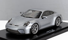 PORSCHE - 911 992-2 GT3 COUPE CON PAQUETE TOURING 2024 - CON VETRINA - CON VITRINA - PLATA