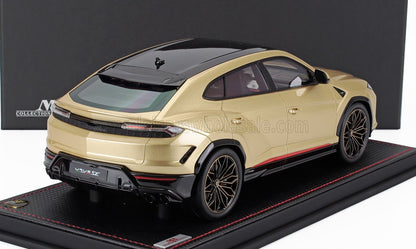 Maqueta de coche Lamborghini Urus SE dorado a escala 1:18 con base de exposición, réplica coleccionable ya disponible.