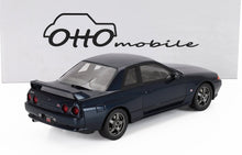 Coche a escala 1:18 Nissan Skyline GT-R de metal fundido en negro, ya disponible en Vroomi.