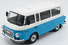 Maqueta de furgoneta Barkas B1000 azul y blanca con exterior detallado, disponible en Vroomi.