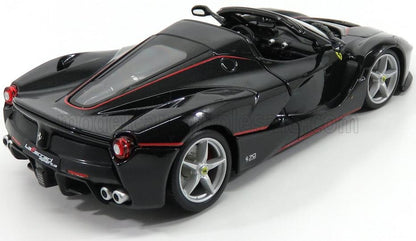 Modèle réduit Ferrari LaFerrari Aperta noir avec accents rouges, présenté sur un socle blanc, désormais disponible sur Vroomi.