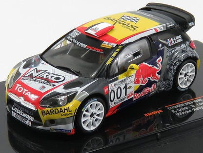 Modèle réduit de voiture de rallye Citroën moulé sous pression avec décalcomanies de course, proposé aux collectionneurs chez Vroomi.