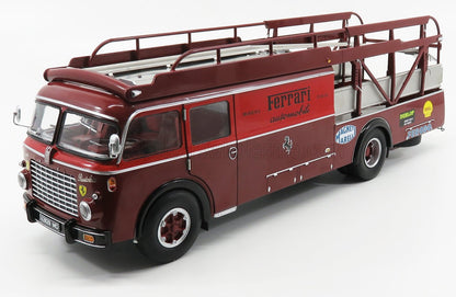 Modèle réduit vintage d'un camion de transport Ferrari marron avec logos des sponsors, présenté sur la plateforme Vroomi.