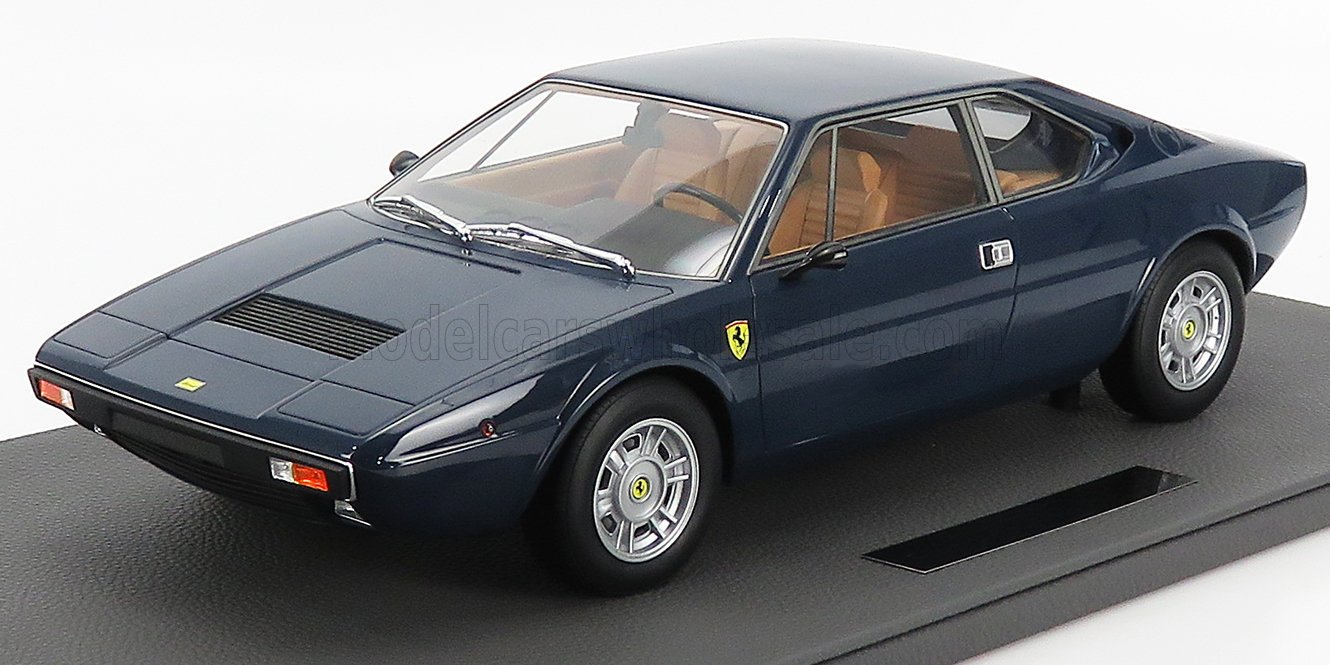 Modèle réduit Ferrari classique bleu foncé avec intérieur beige sur socle d'exposition disponible sur Vroomi