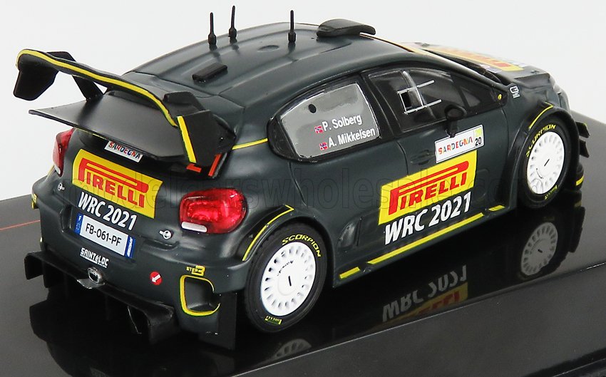 Modèle réduit à l'échelle 1/18 de la voiture de rallye Pirelli WRC 2021, disponible dès maintenant chez Vroomi.