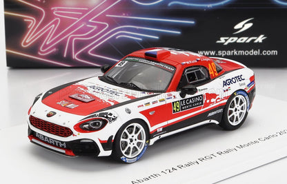Modèle réduit Abarth 124 Rally RGT rouge et blanc avec décalcomanies de course, présenté sur la plateforme Vroomi.